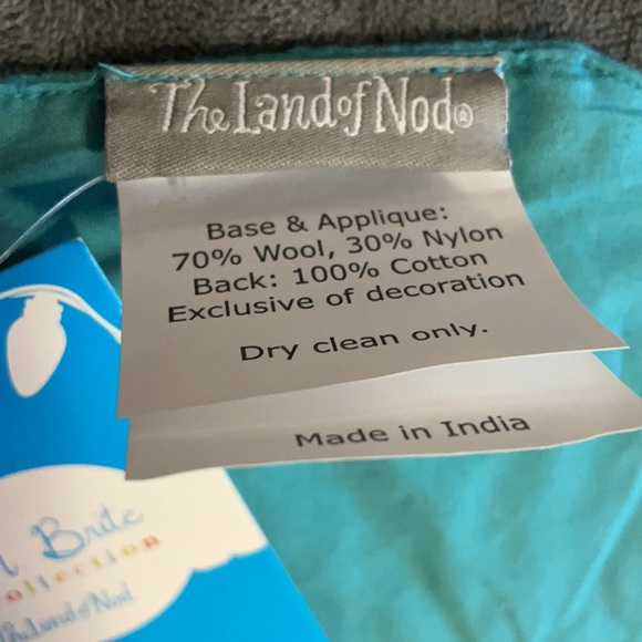 Land of Nod-Holiday Cheer Countdown Calendar - Picture 5 of 7